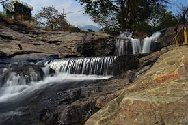 Kumbakarai Falls